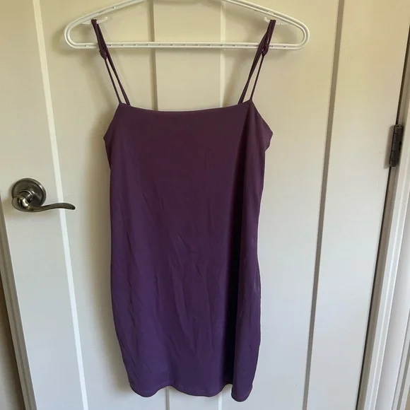 Garage Elsa Bodycon Dress - Picture 3 of 5